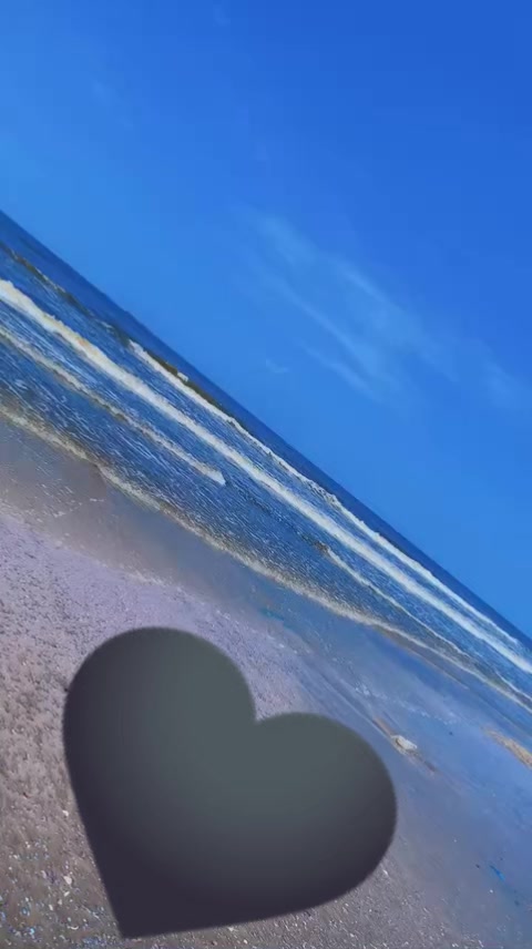 @دنيا فرغلي