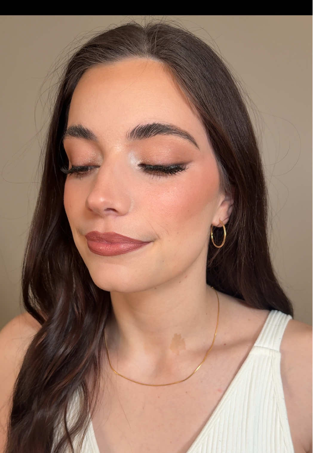 @mollybrownmakeup