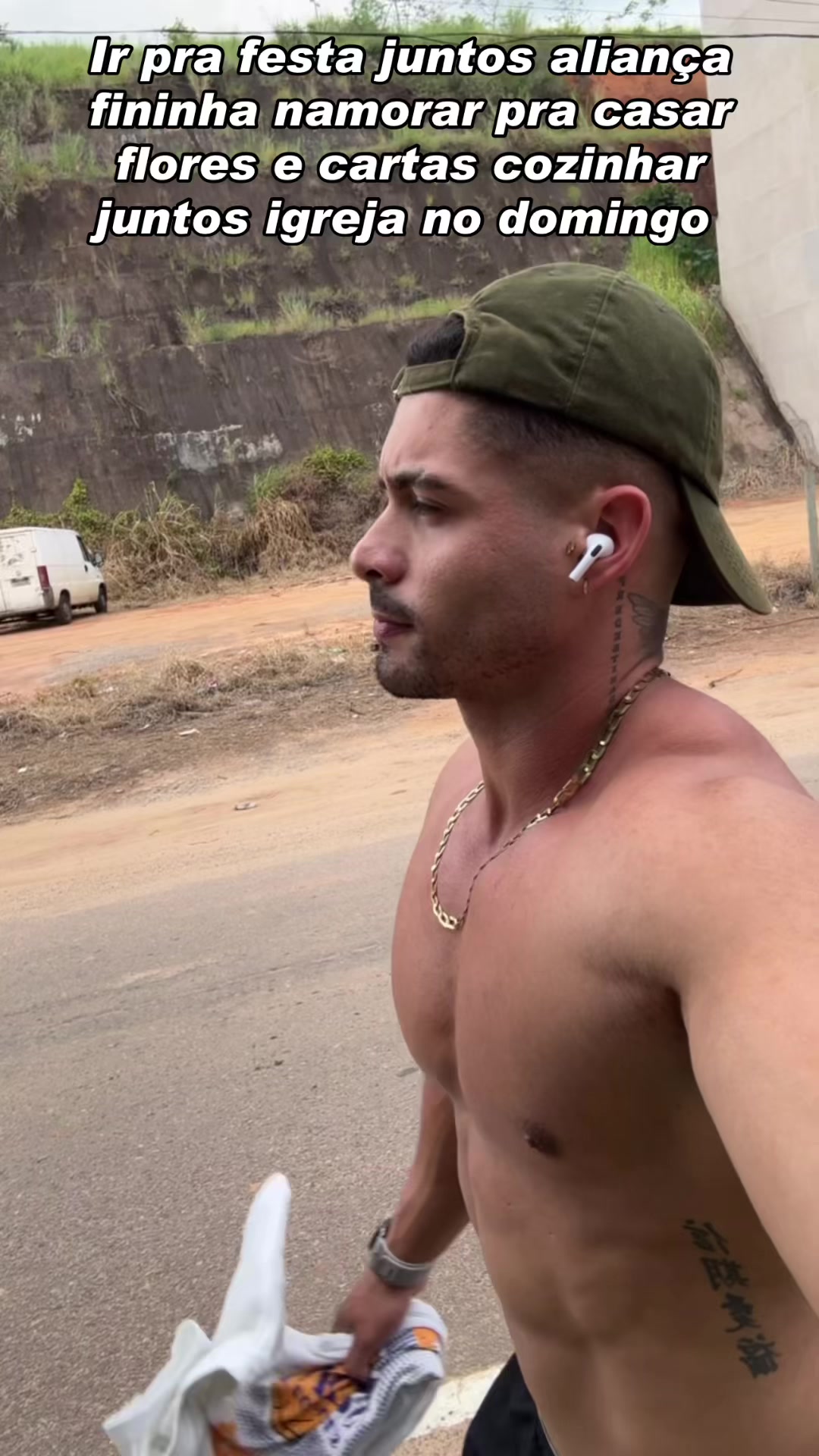 @Jo&atilde;o Henrique Pereir