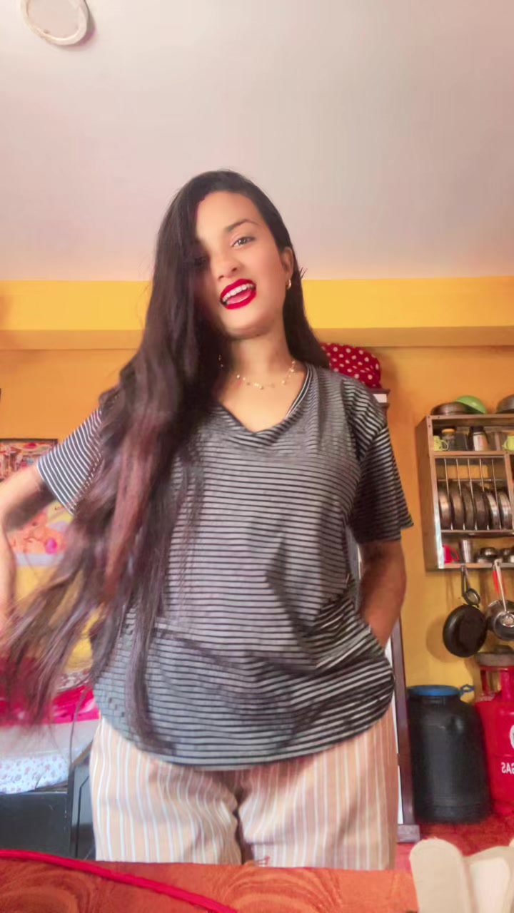 @Ayushu🤪