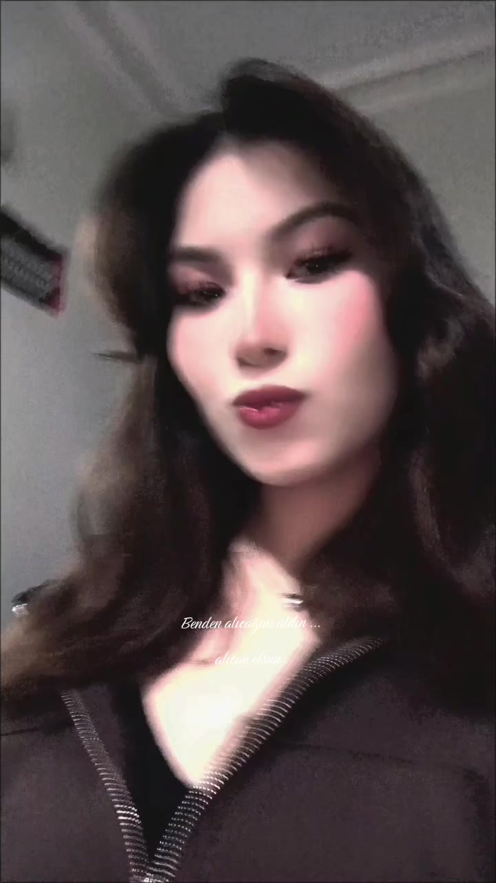 @Lara Kurt