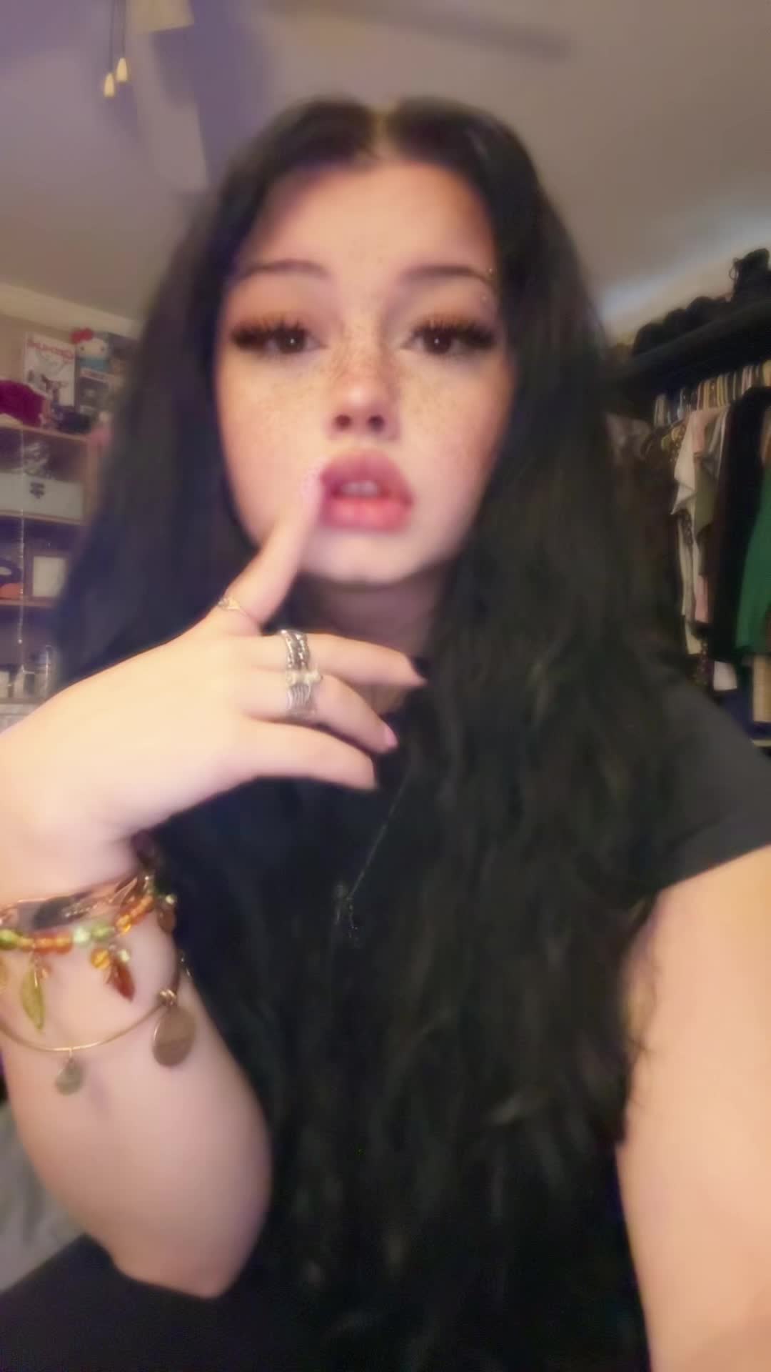 @𝐴𝑠𝑖𝑎🖤