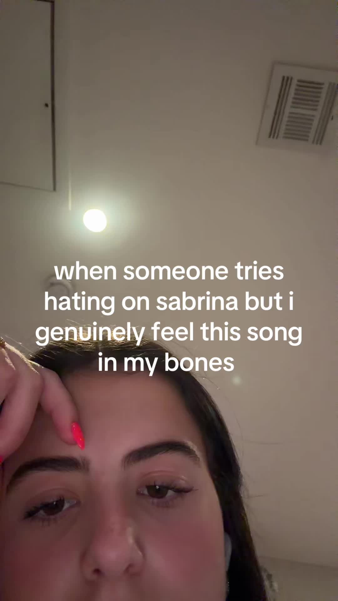 @user854867158