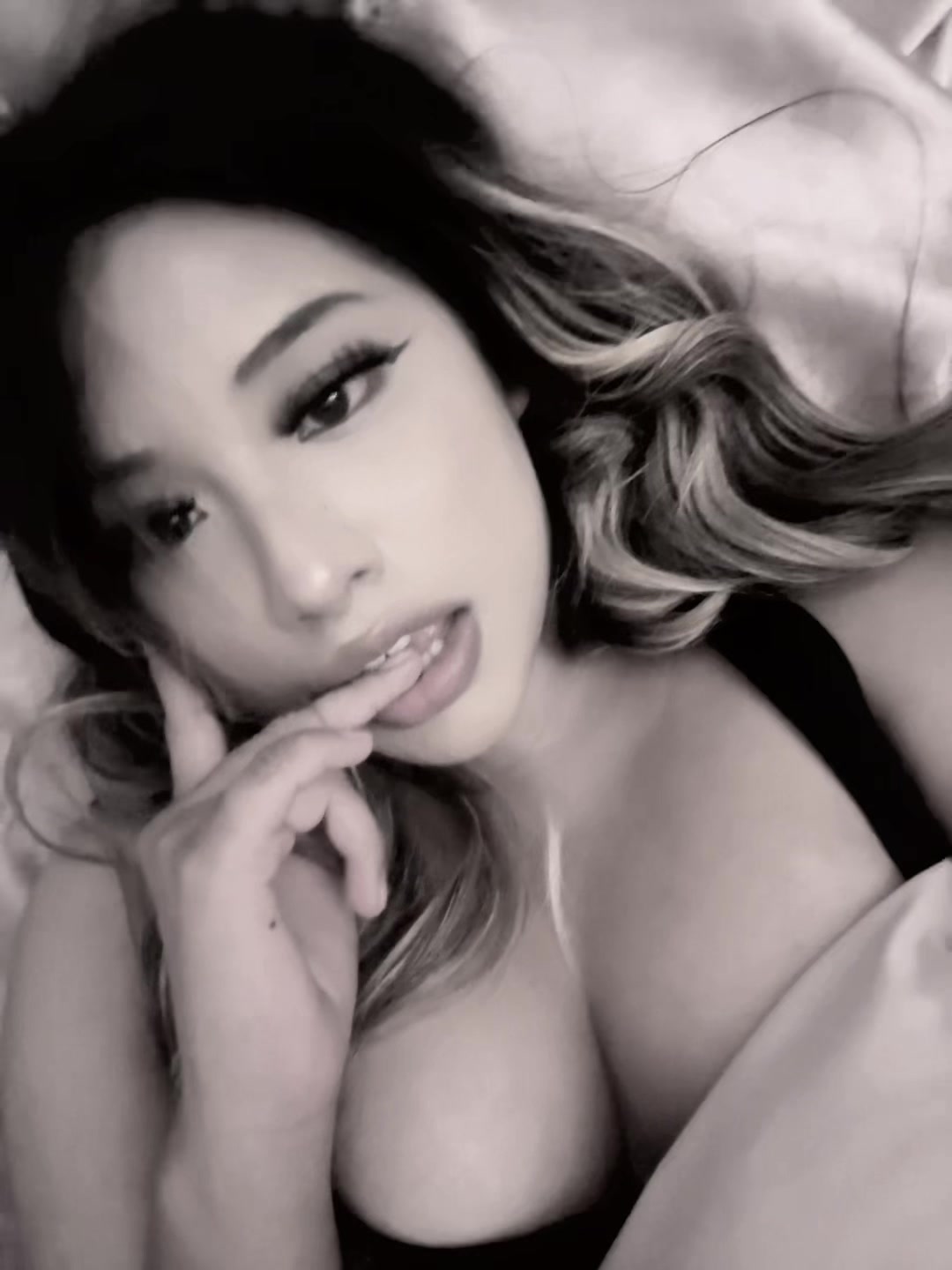 @Esmeralda🌙