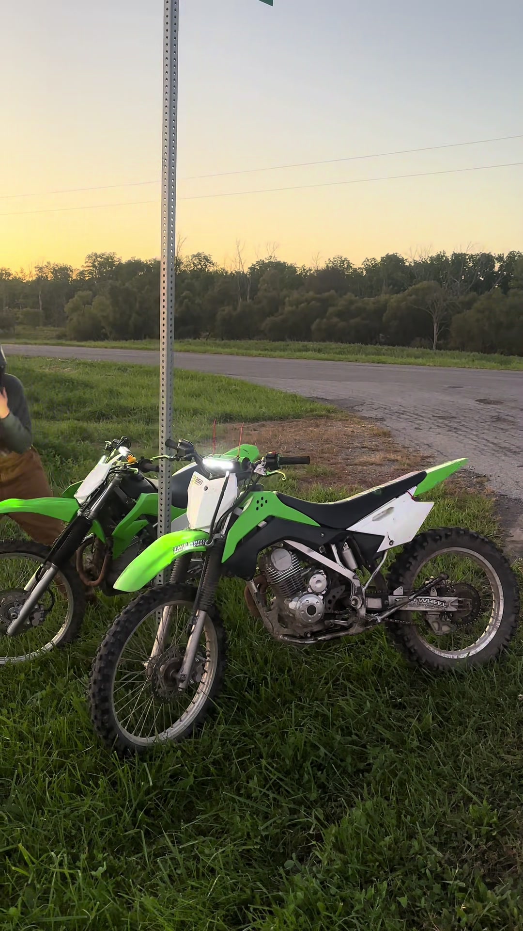 @Klx_logan