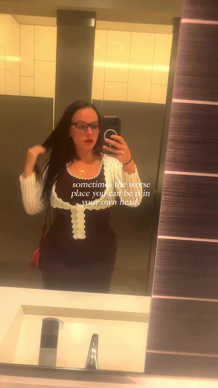 @spookybitch