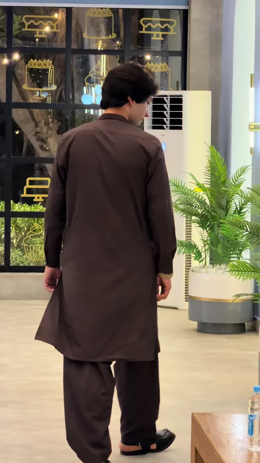 @👑Nawab_Zada_Awais_khan_1🚩👑