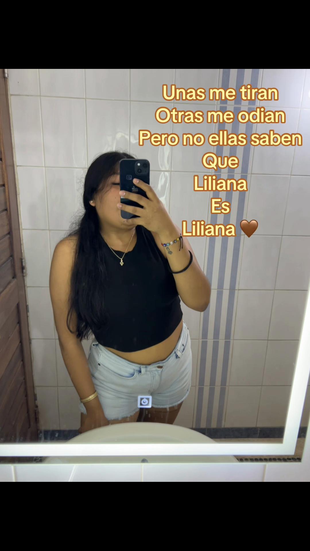 @Lili Zárate🍓