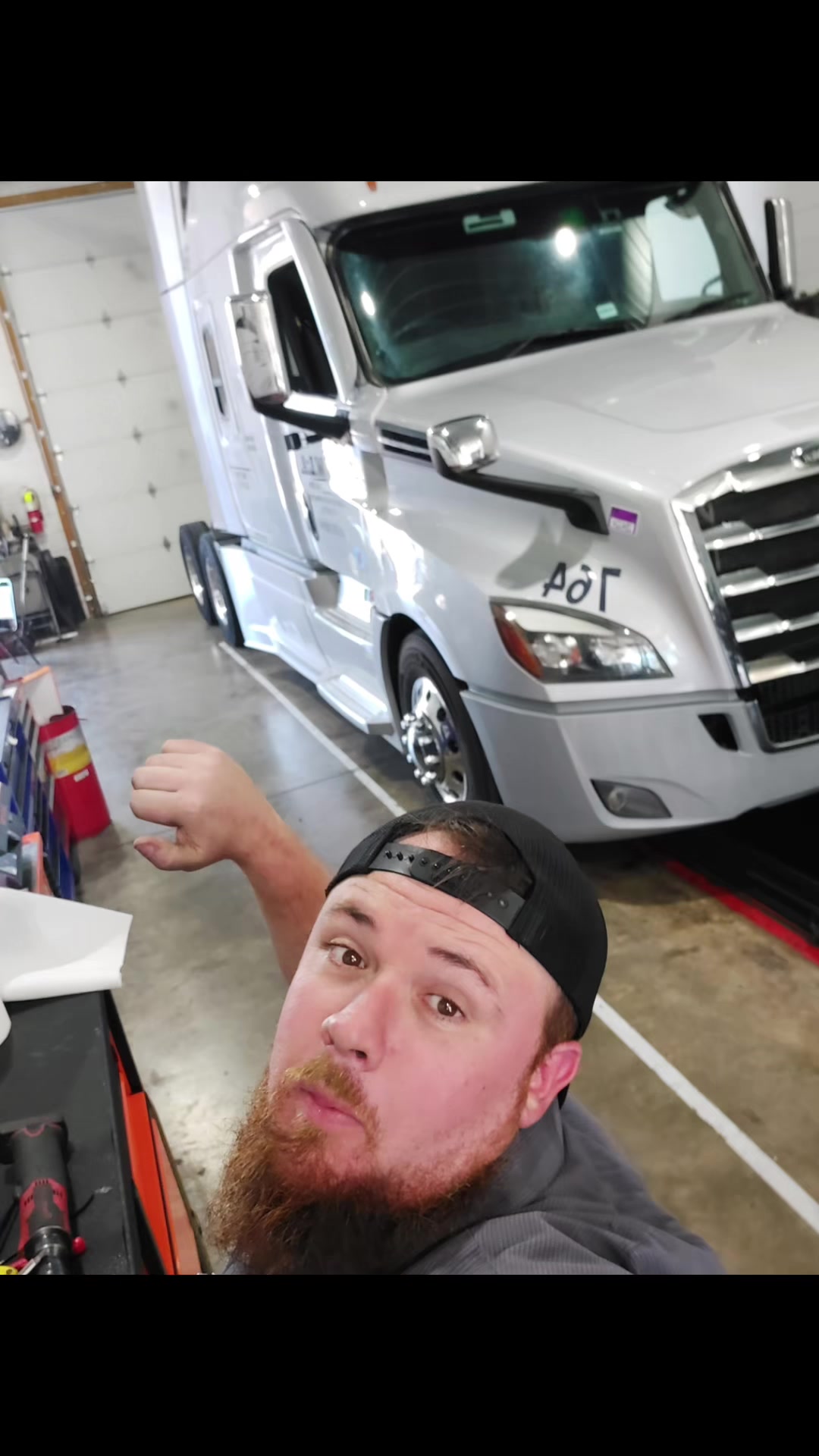 @WLA Inc Trucking