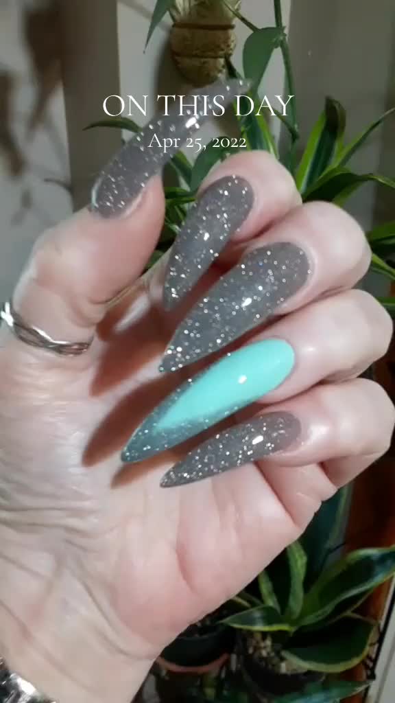@✨️Cheri Henry✨️