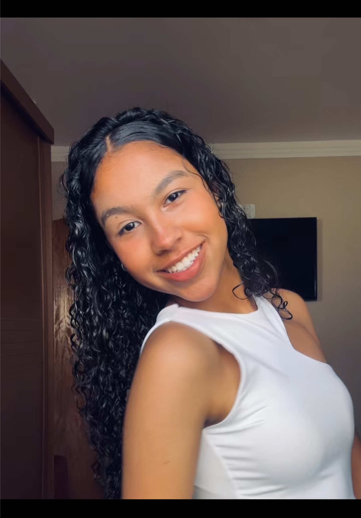@thayla