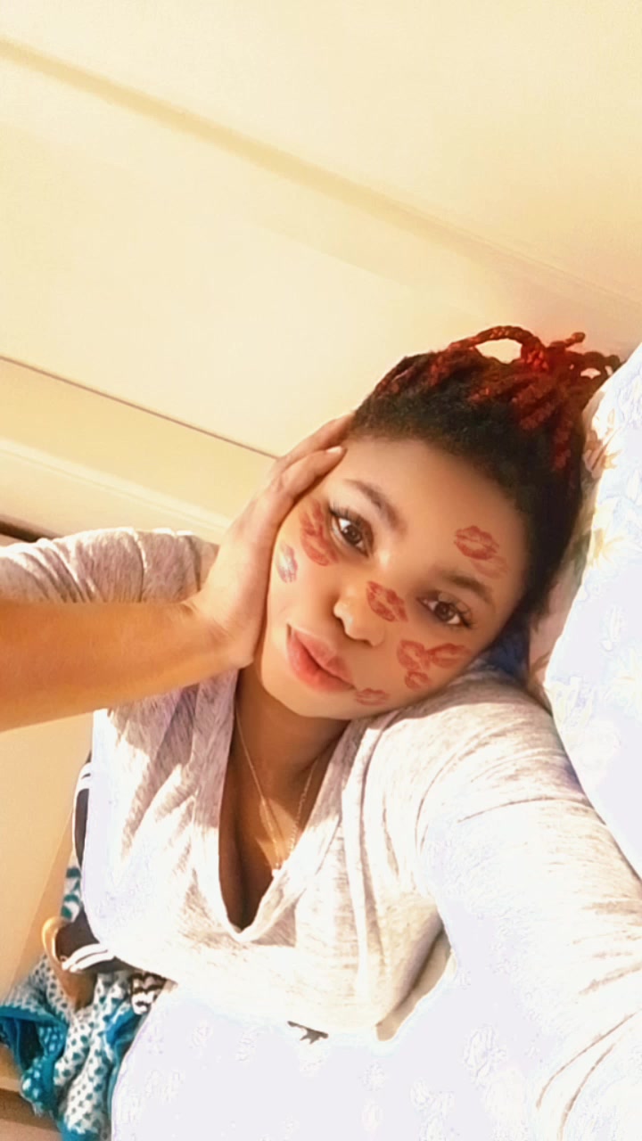 @╰┈➤💜pretty babe 💜💜