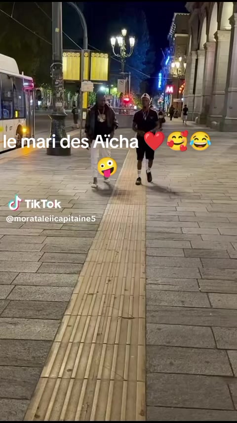 @A&iuml;cha Kone