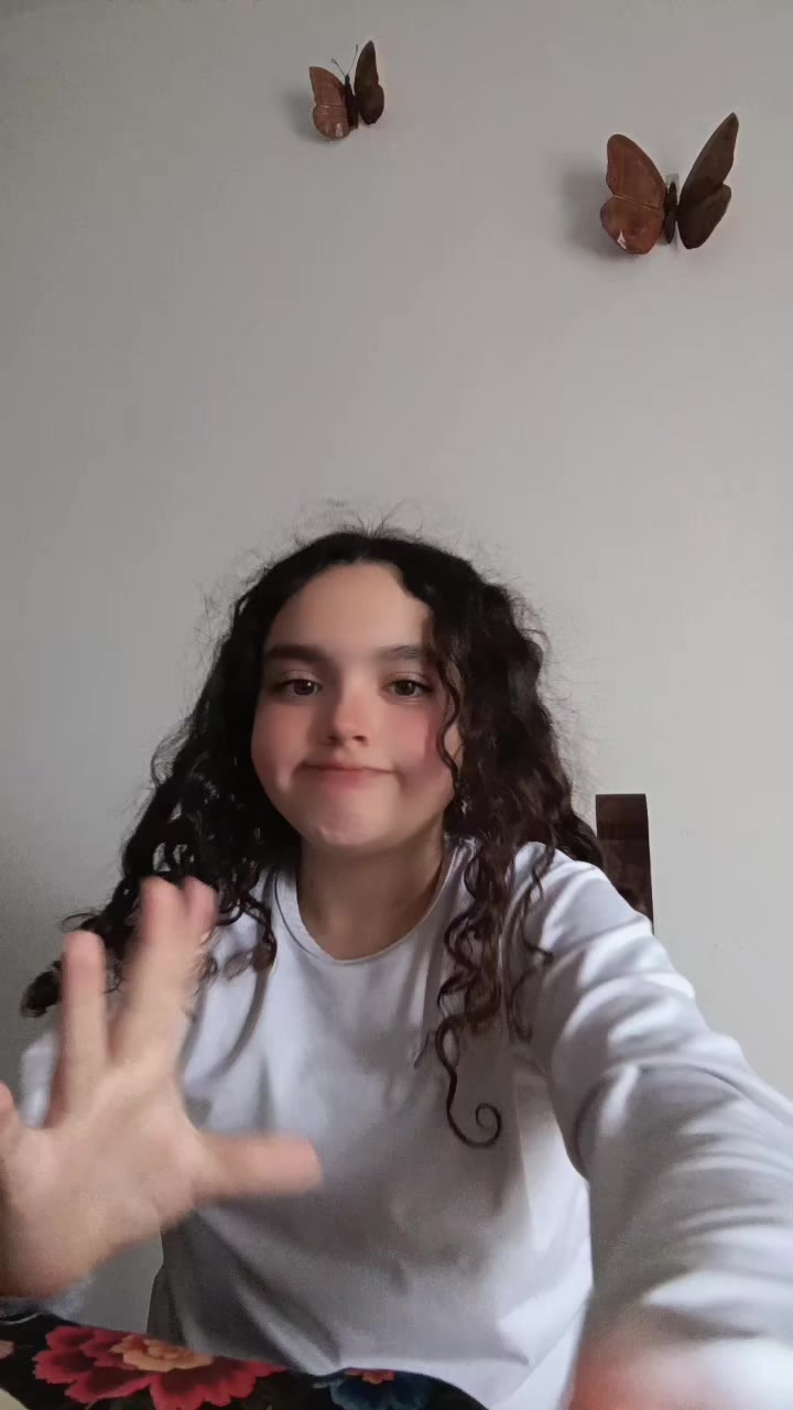 @candee✨🍒🫧🪼🌷🌈🥥🍓