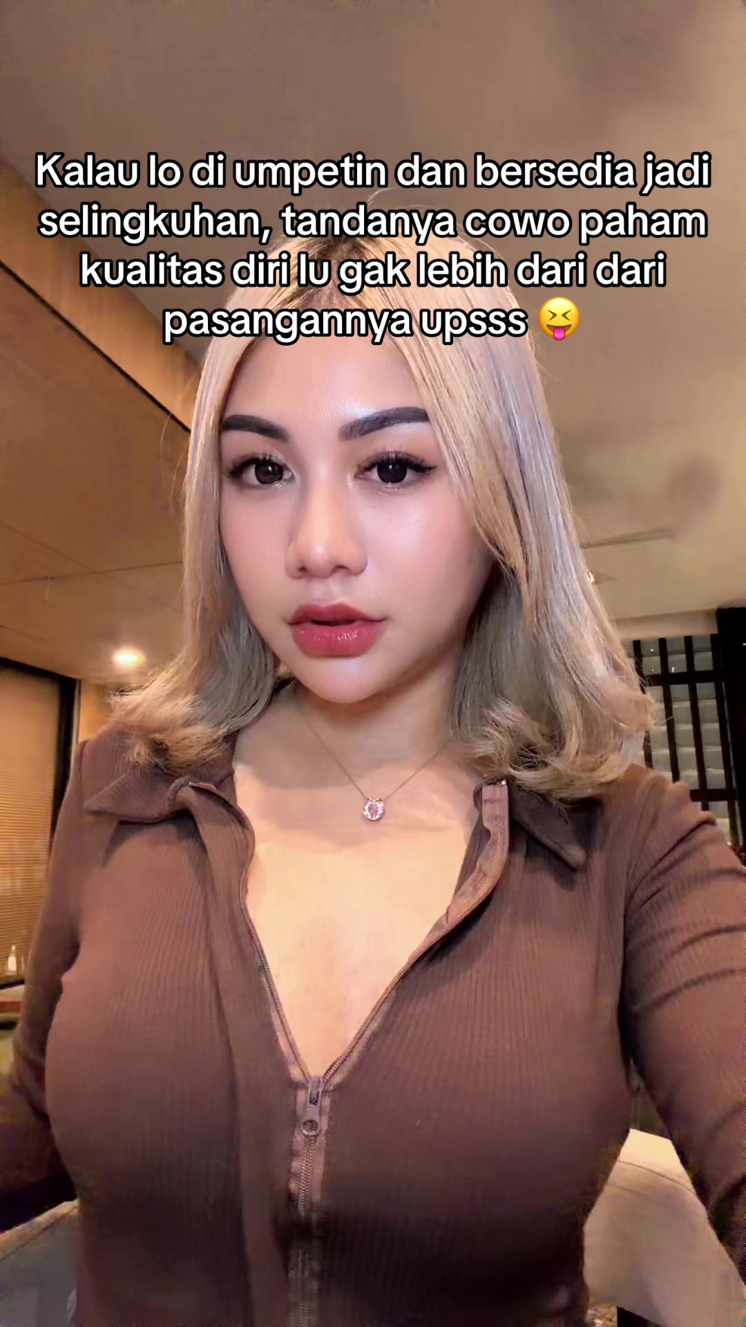 @Tante Si Bibir Memble