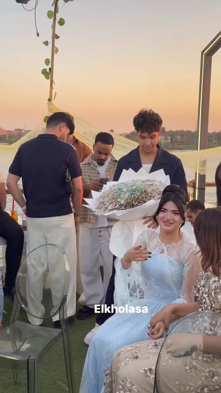 @يوميات مشاهير ❣️
