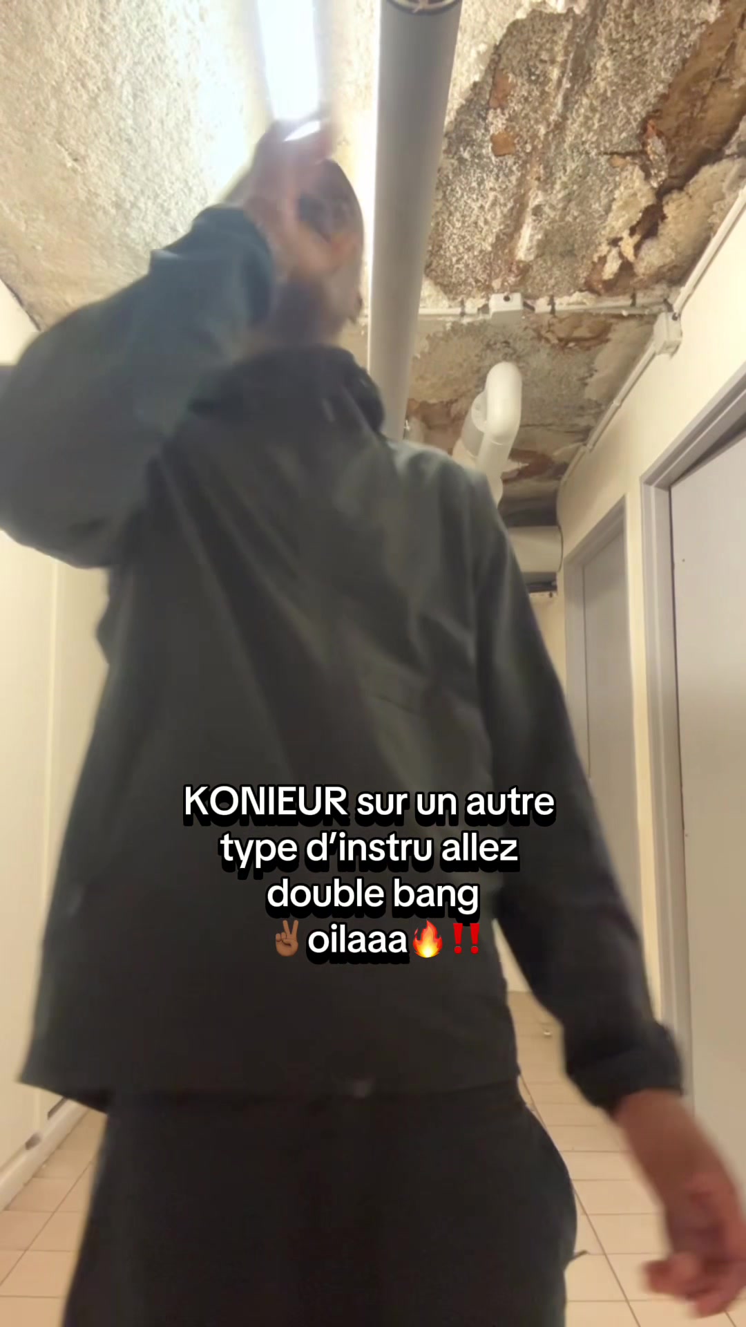 @D.Lo2sv