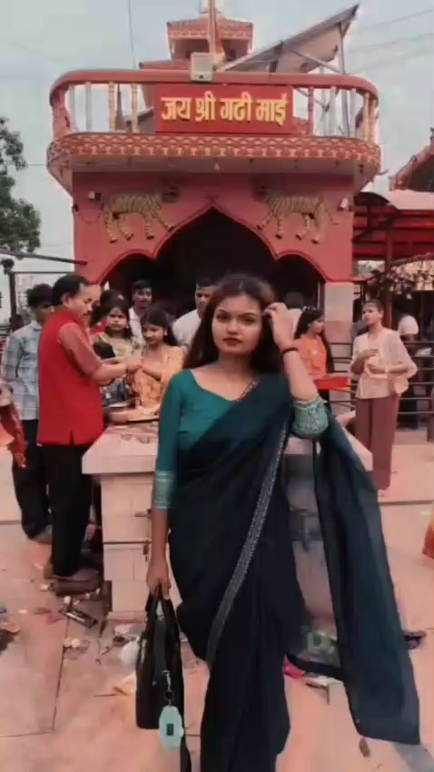 @Nìdhî_Adhikâri 22