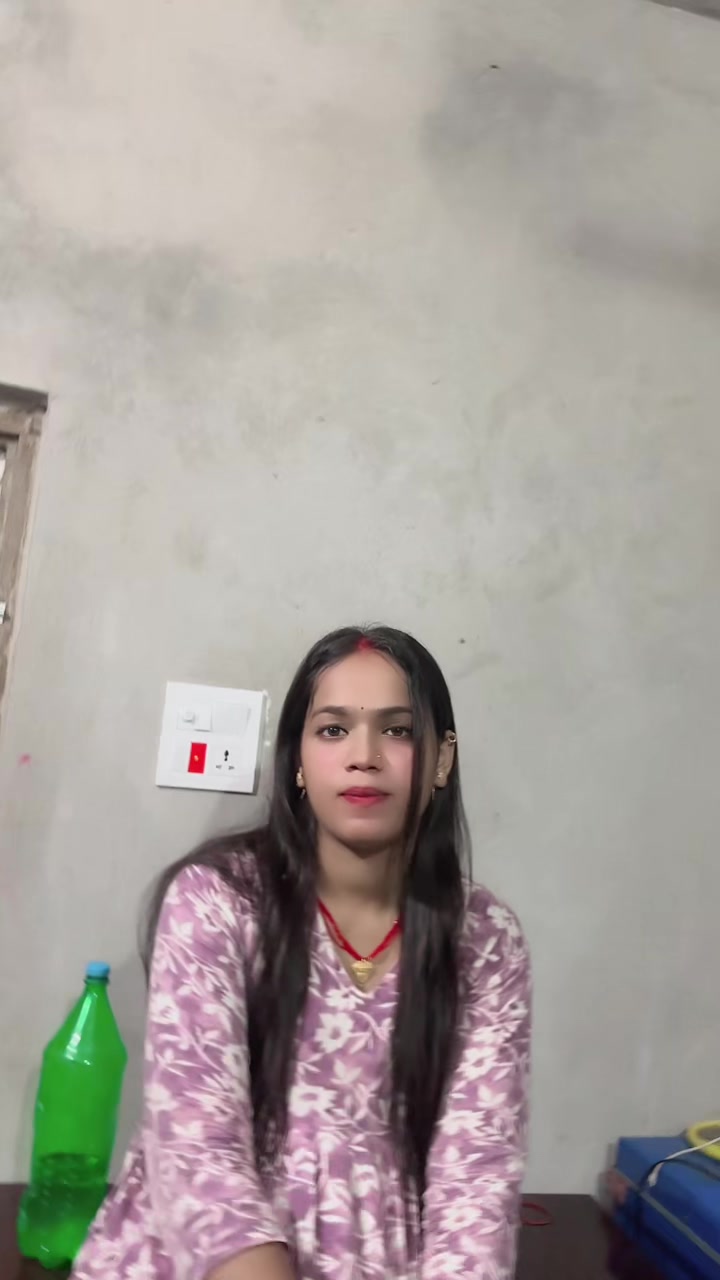 @🦋🫰