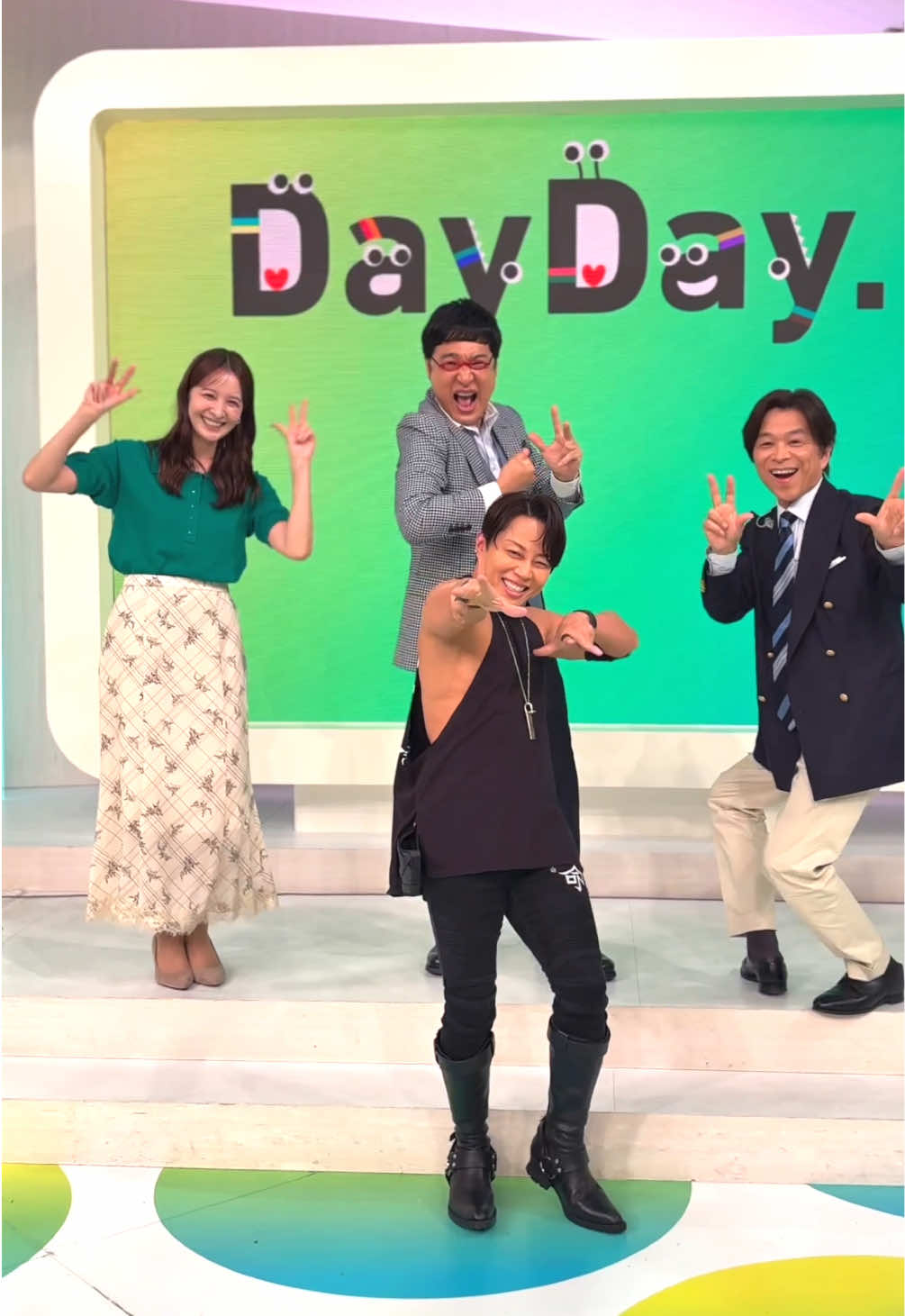@DayDay.公式