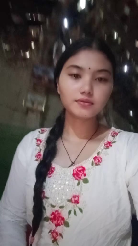 @❣️Saina❣️