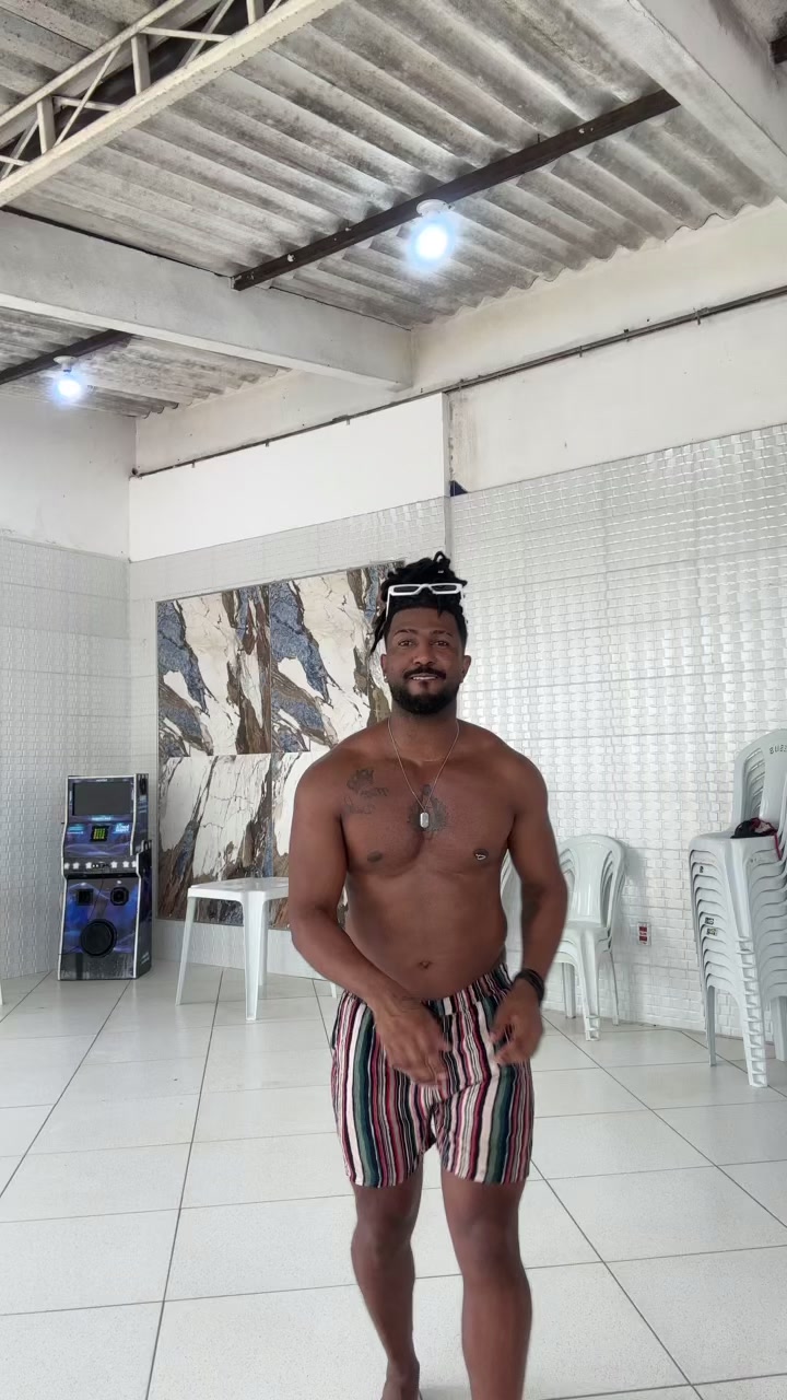@reeeyH03