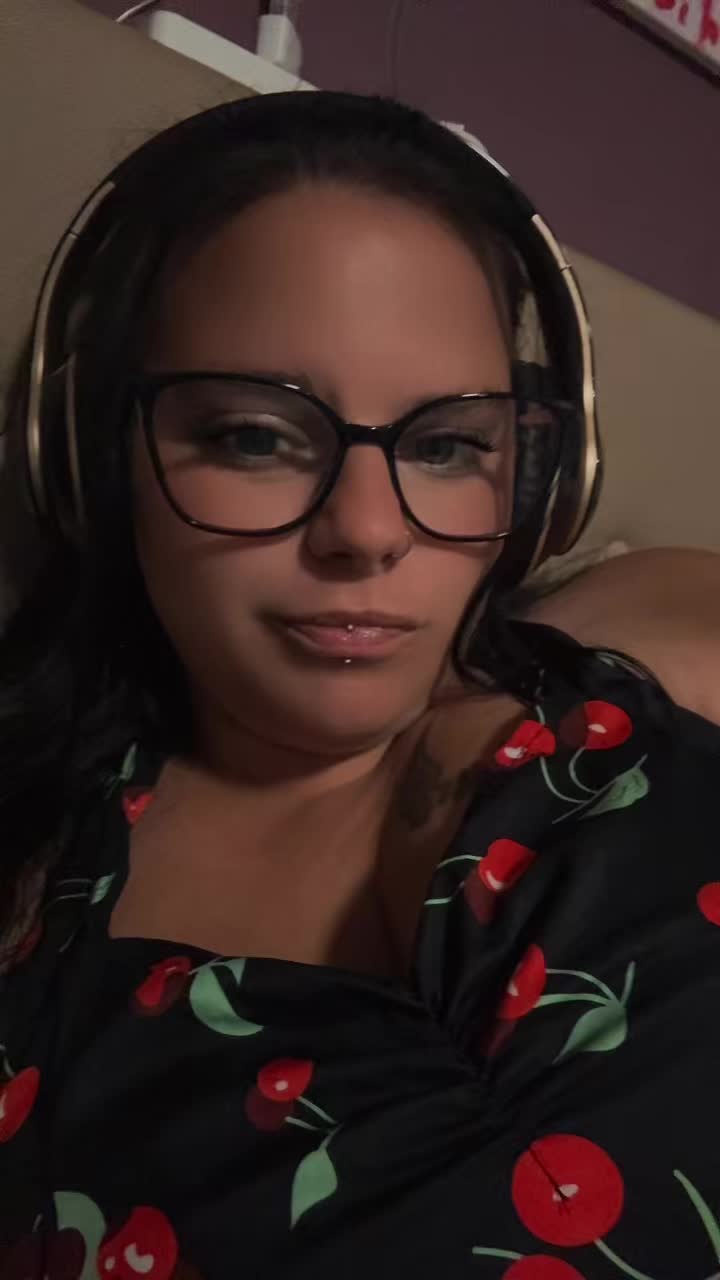 @_lischa95_