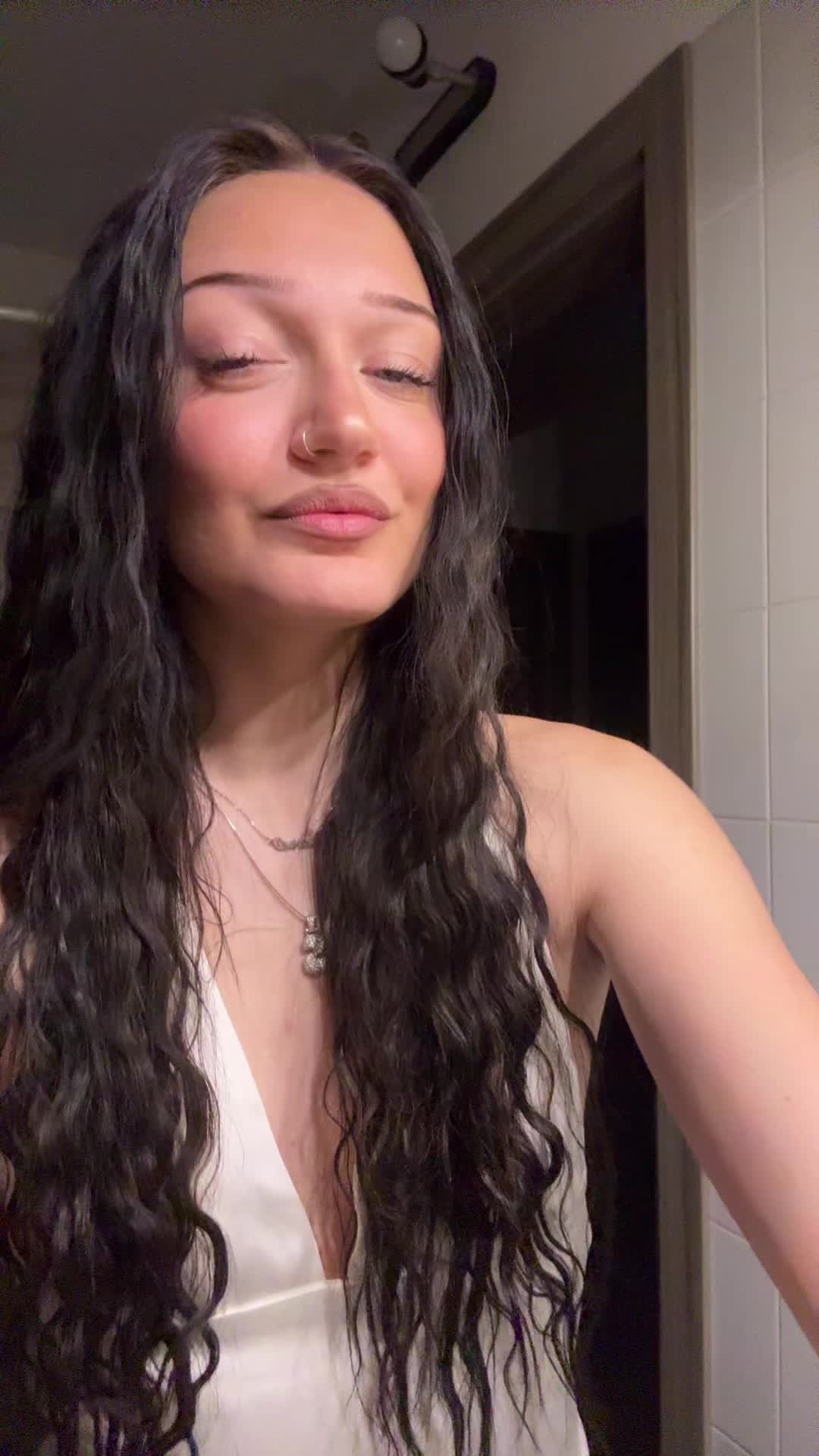@stillthatsara
