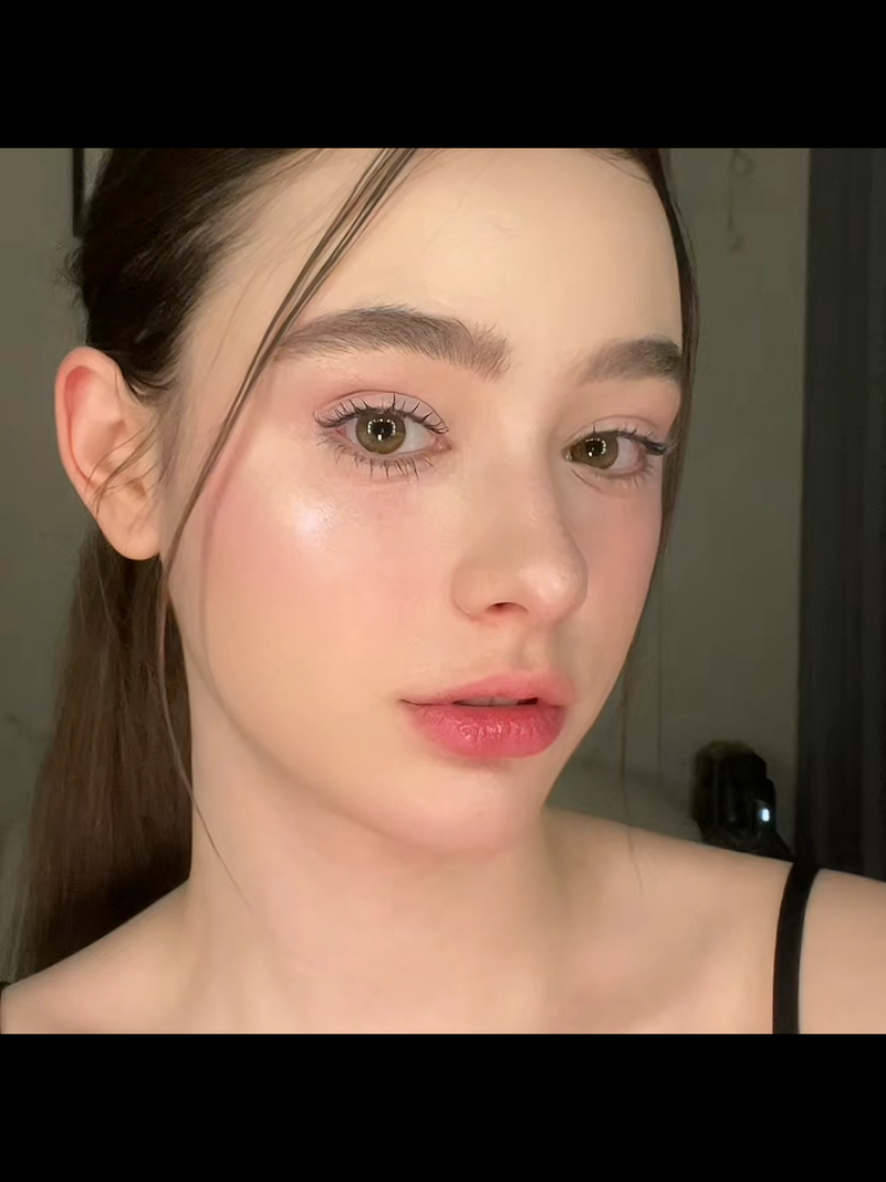 @Chloe