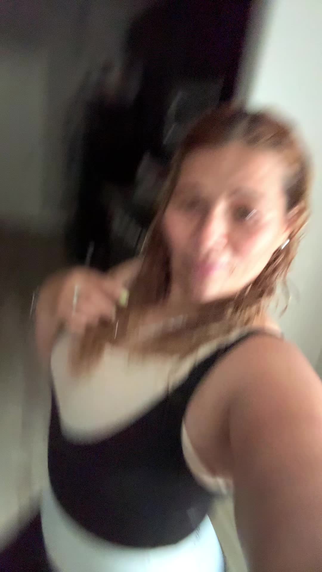 @Iliana