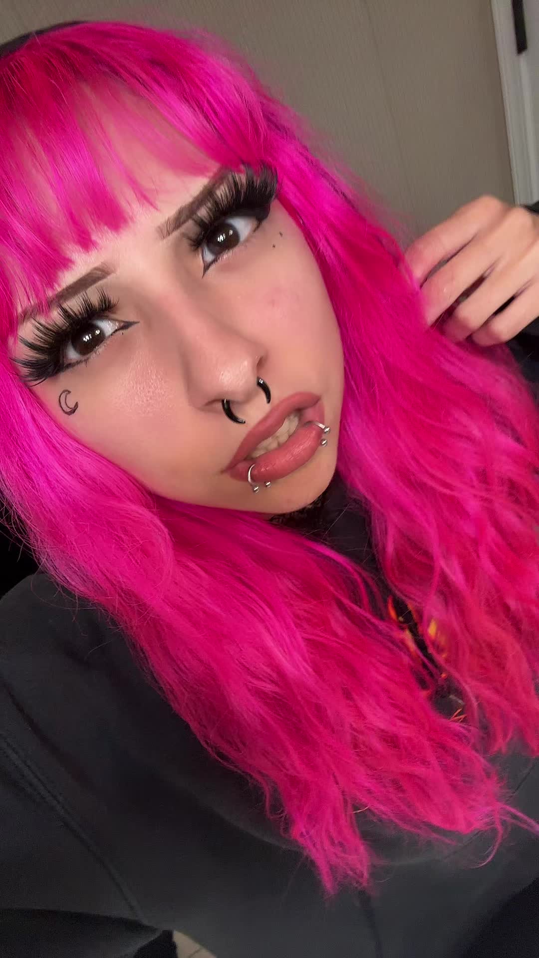 @𖣂 jewelcatx on ig ☽