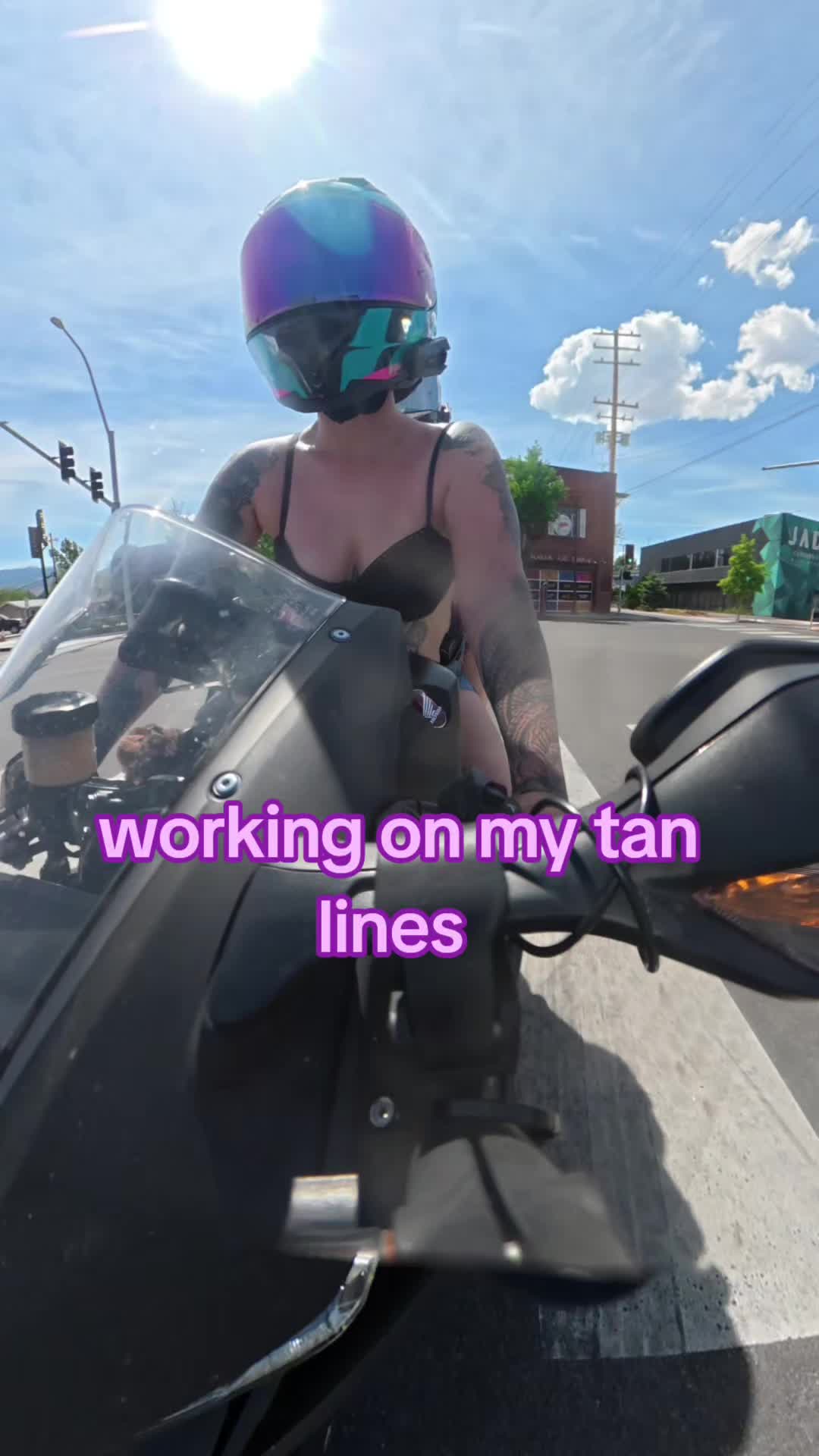 @r_skye27