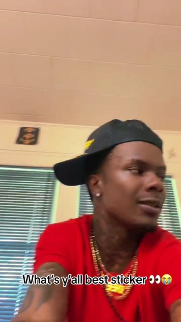 @DEE🖤🐐