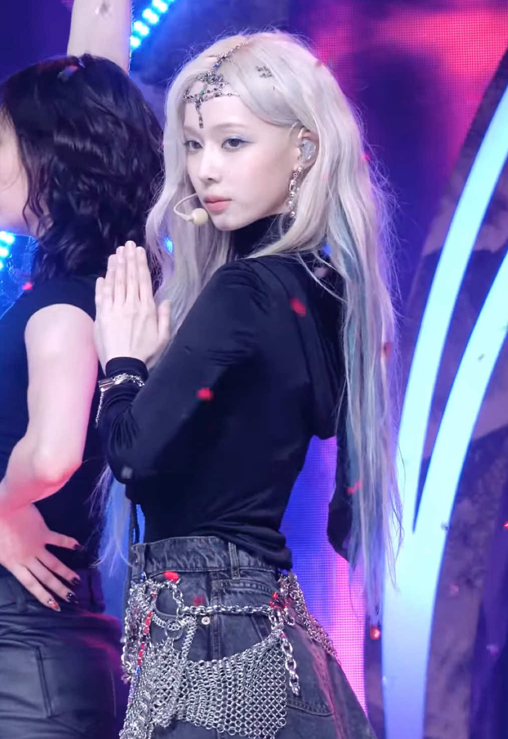 @luvrism