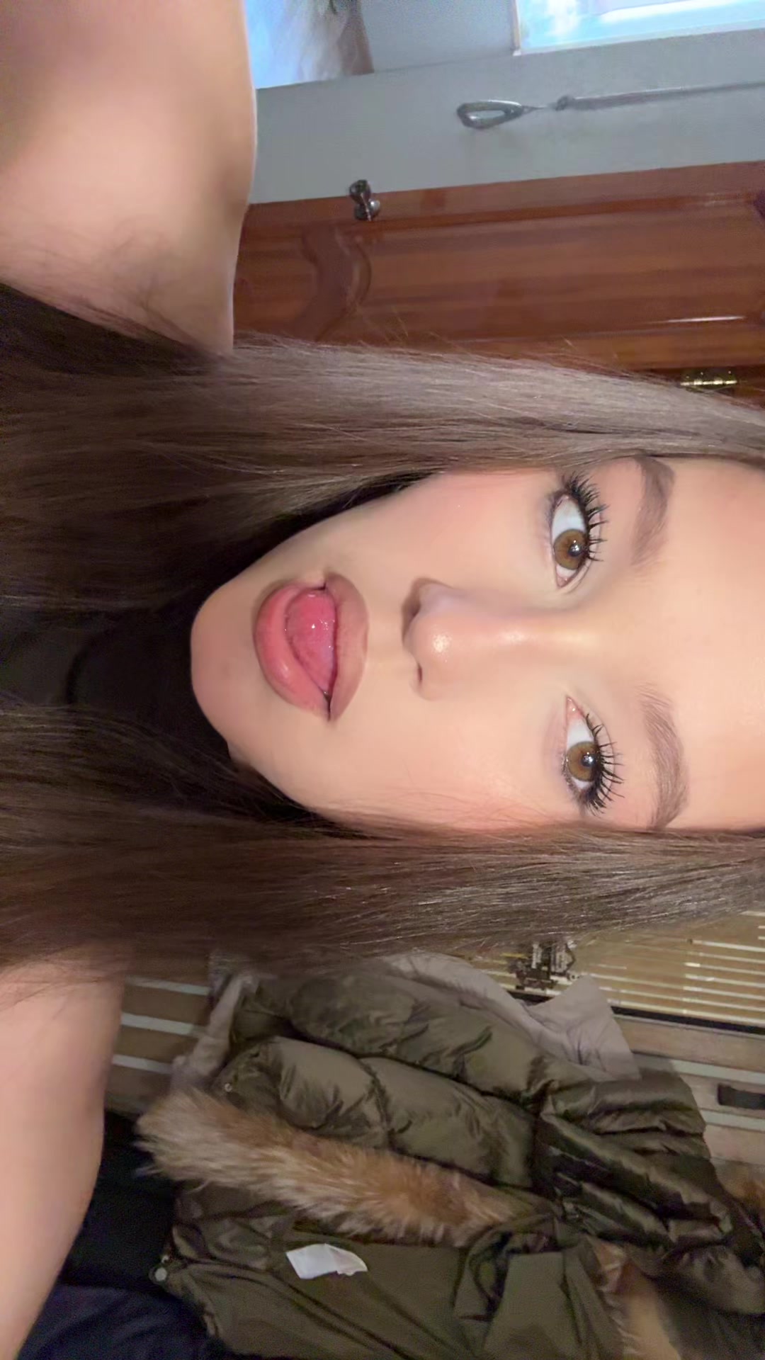 @ARINAREYZ