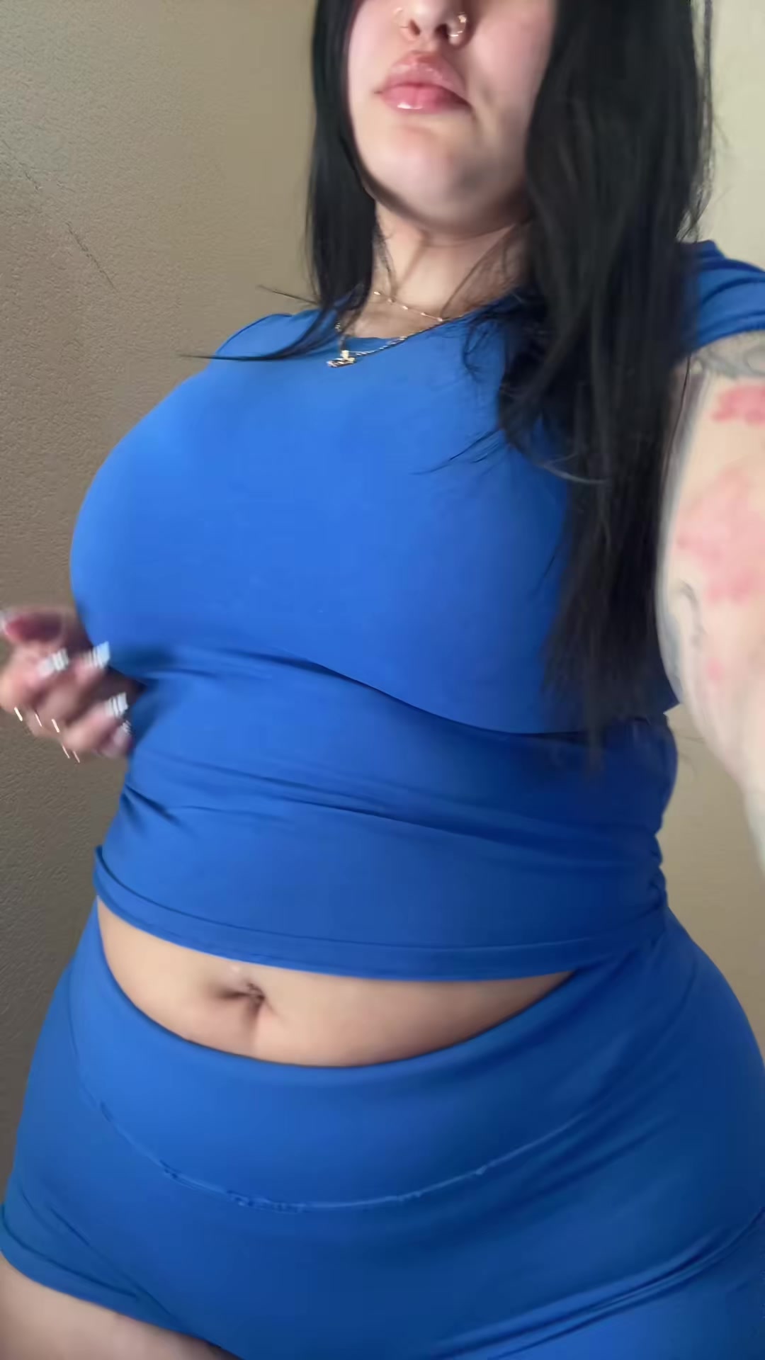 @CurveGirls