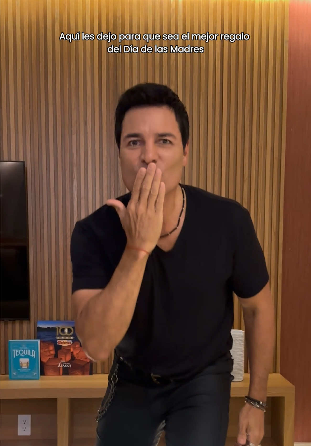 @Chayanne