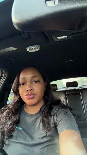 @kenniimichelle