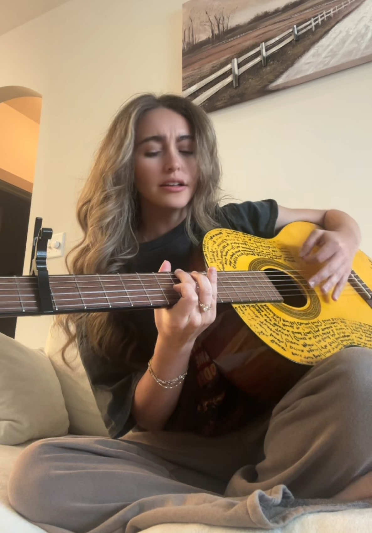 @Kaylinroberson