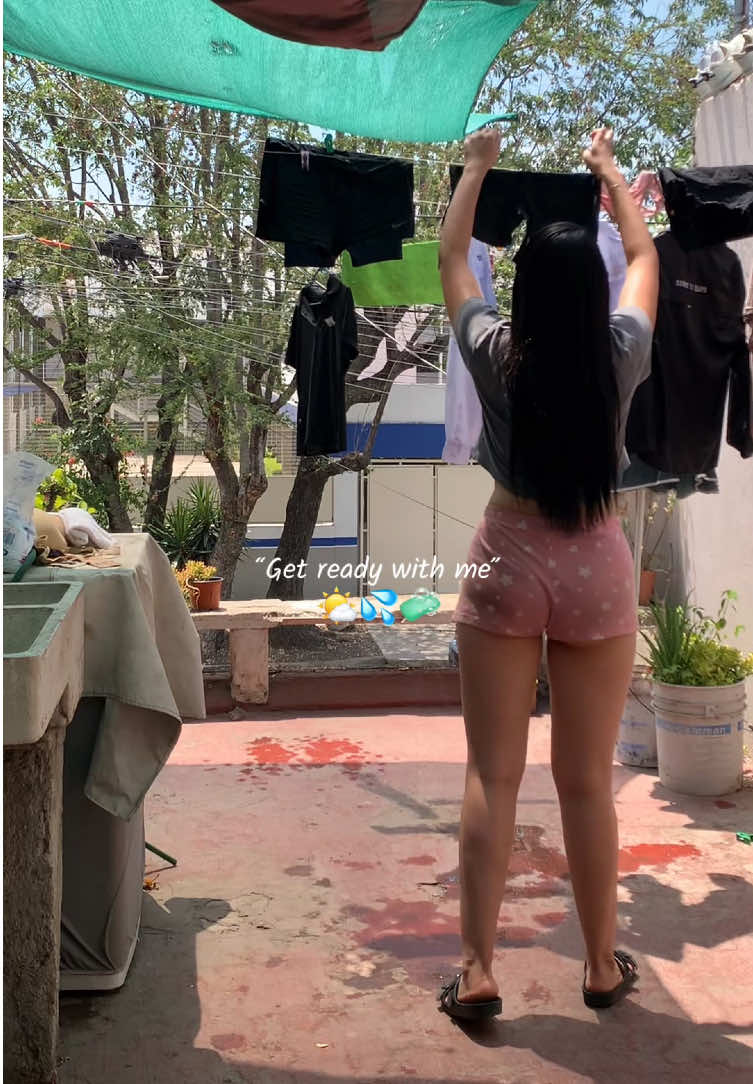 @krystalyaneztv