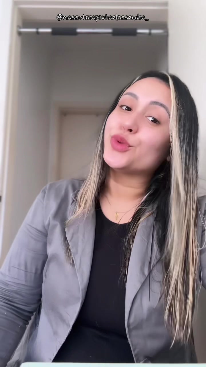 @Alessandra Ribeiro 👻