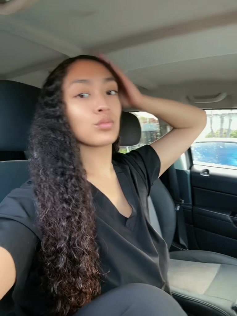 @miss violet