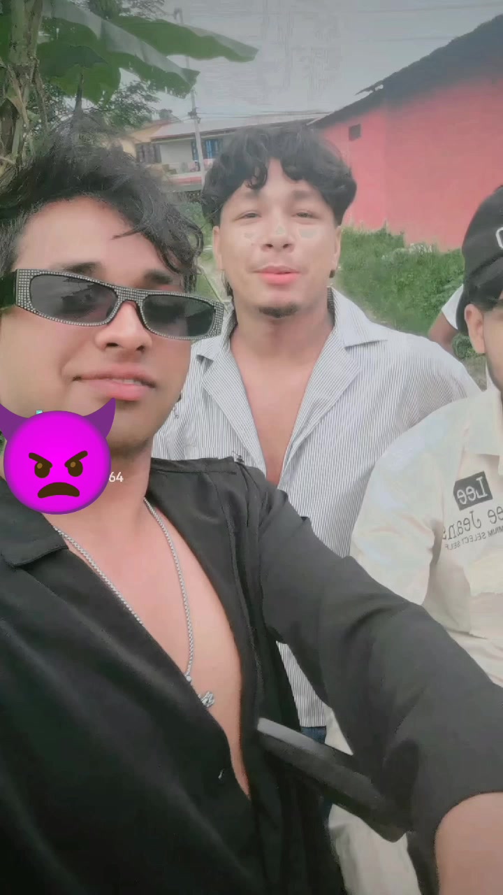 @Dhiraj sha๐ฅ๐♥๏ธ๐ฅ๐น