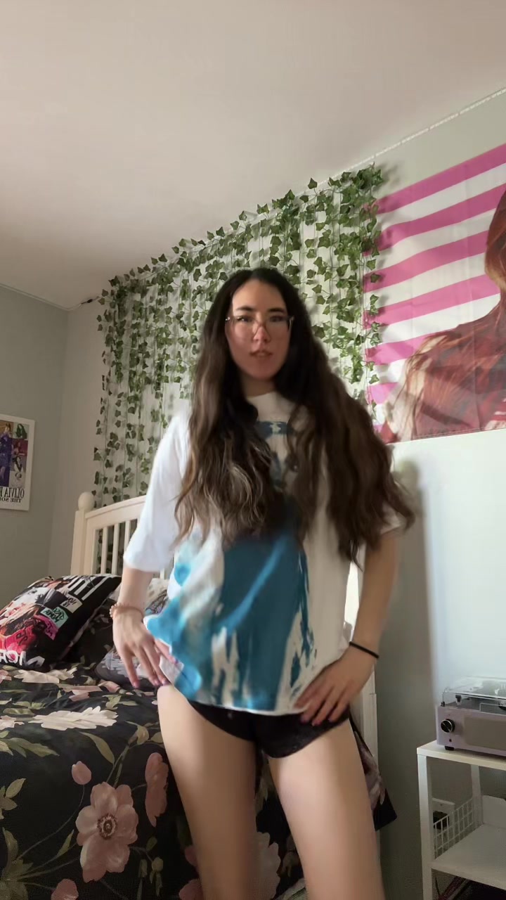 @𝒜𝓈𝒽𝓁𝑒𝒾𝑔𝒽 &trade;️ 💋💋💋