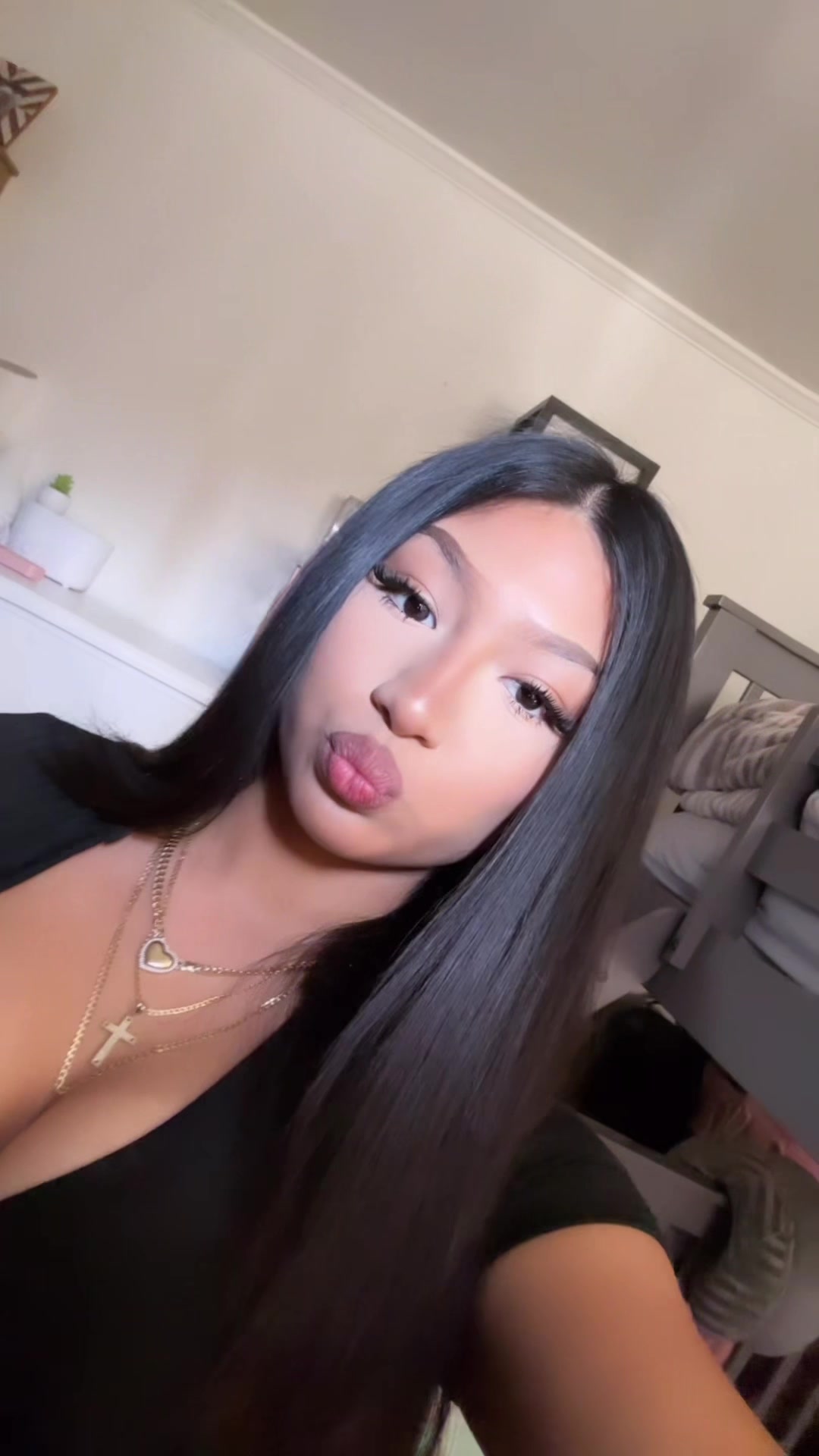 @️