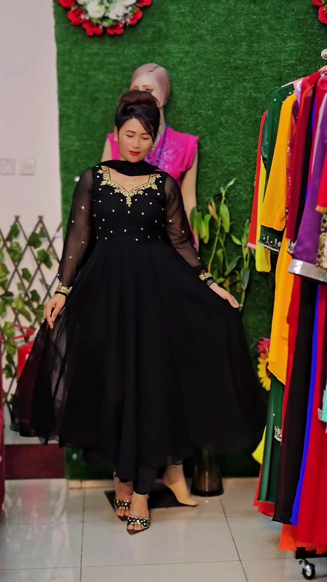 @Rekha Fashion