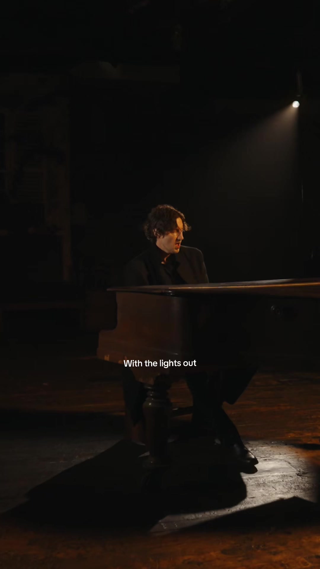 @Dean Lewis