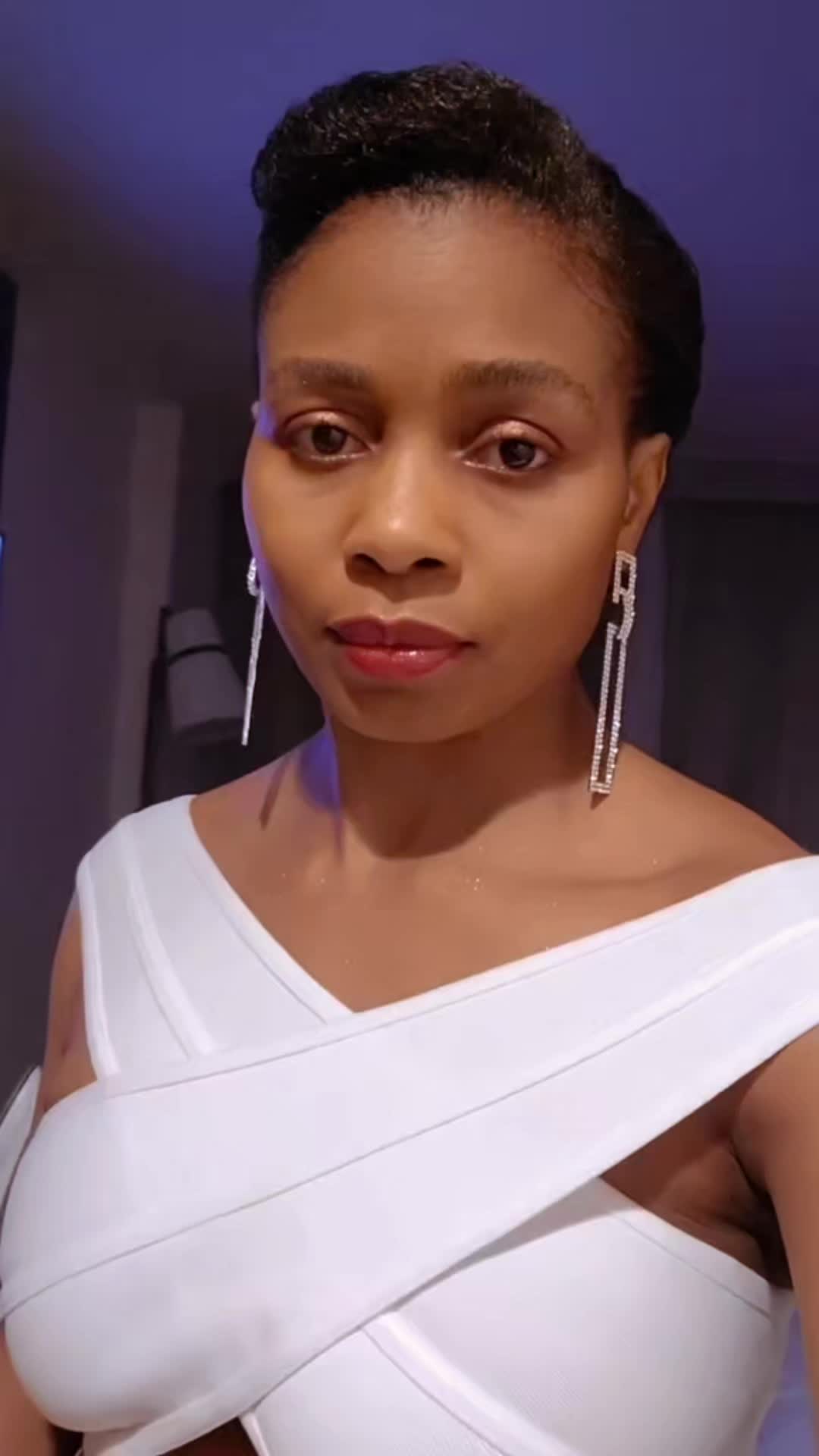 @Mirabel_Elume