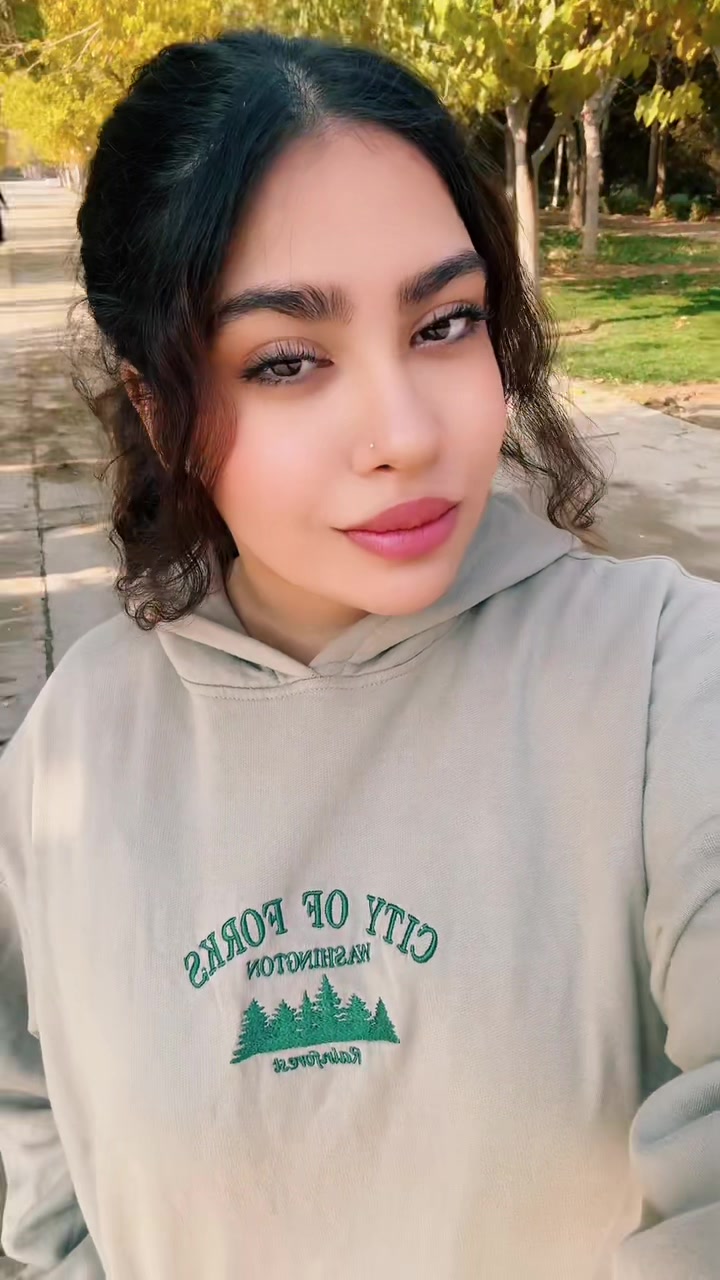 @Soorina_pr