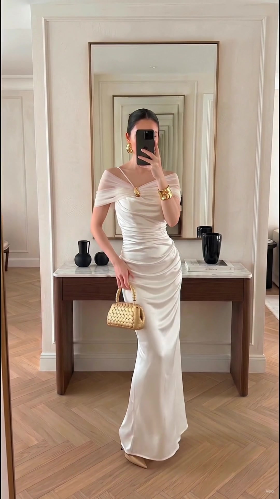 @Aurora.wear